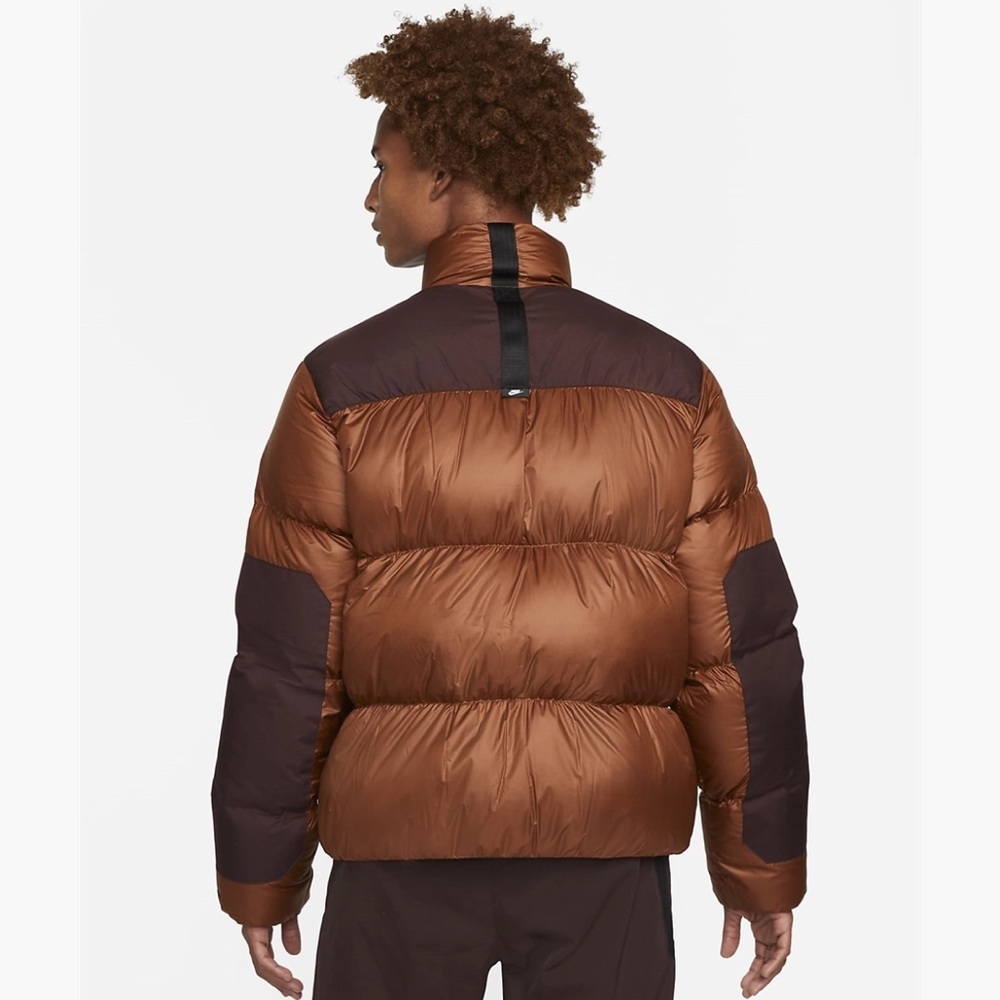 NWT Nike Puffer Jacket